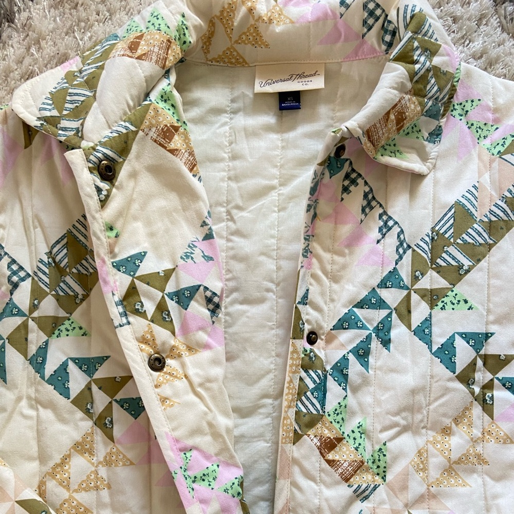 Patterned quilt jacket - Picture 3 of 3